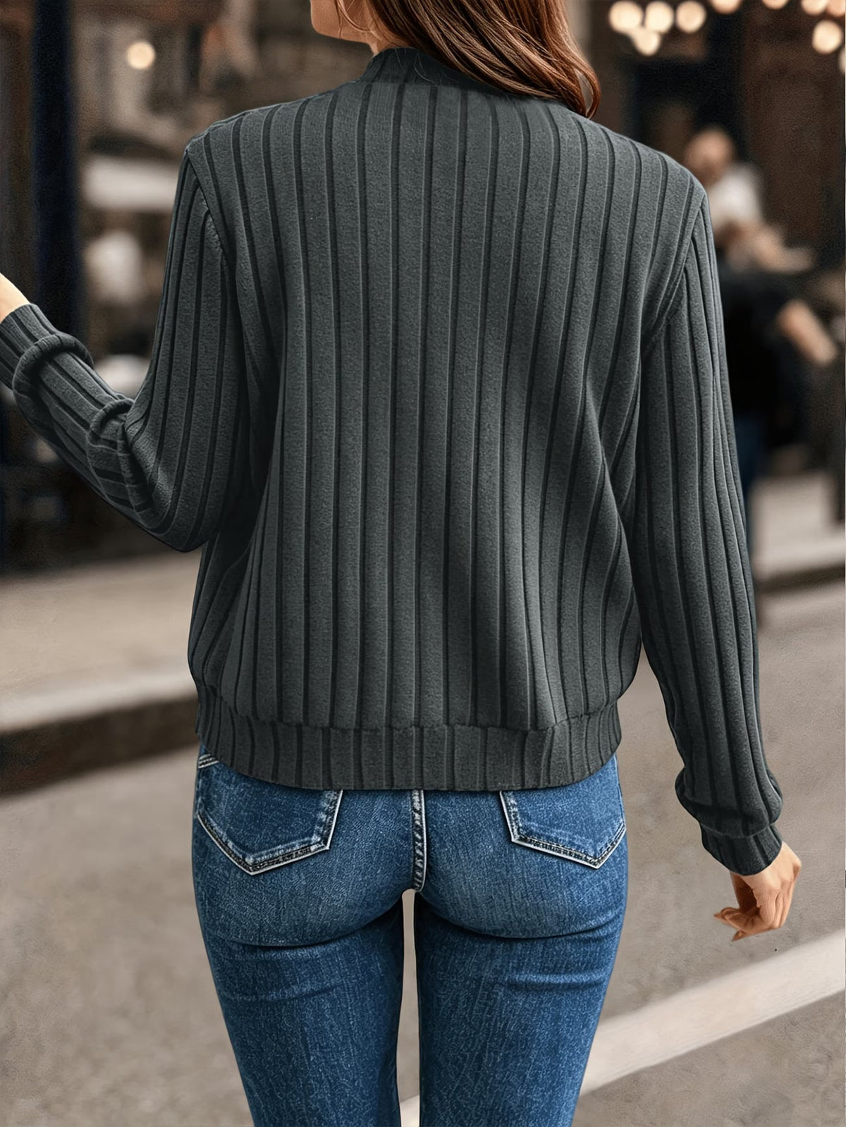 Chaqueta de mujer acanalado con cremallera y cuello estructurado