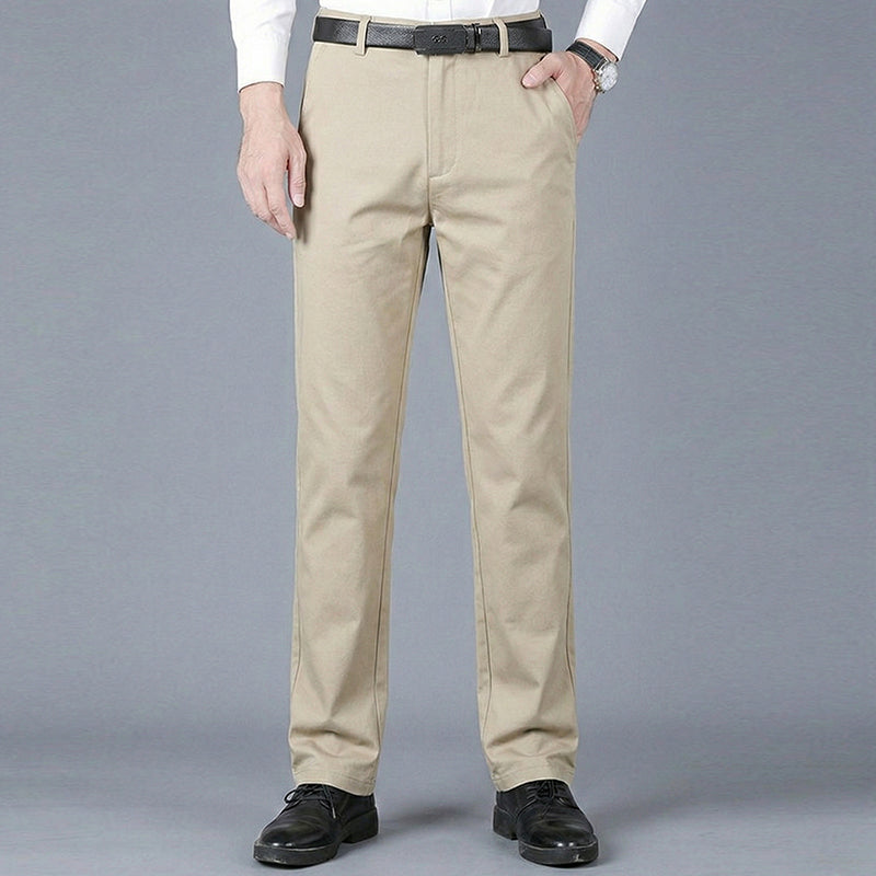 Pantalón slim para hombre de vestir con corte recto elegante