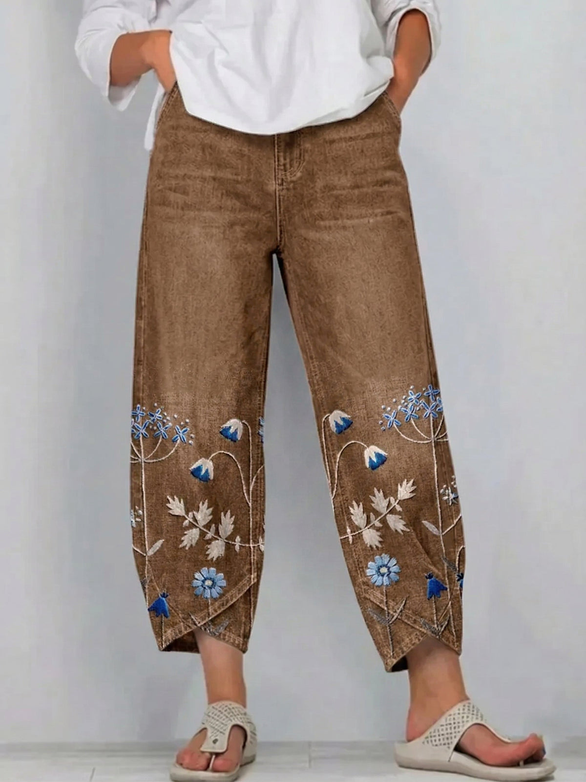 Pantalón mujer denim algodón bordado floral bajo pierna corte recto casual boho