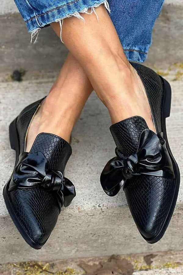 Mocasines planos para mujer con punta afilada y lazo brillante