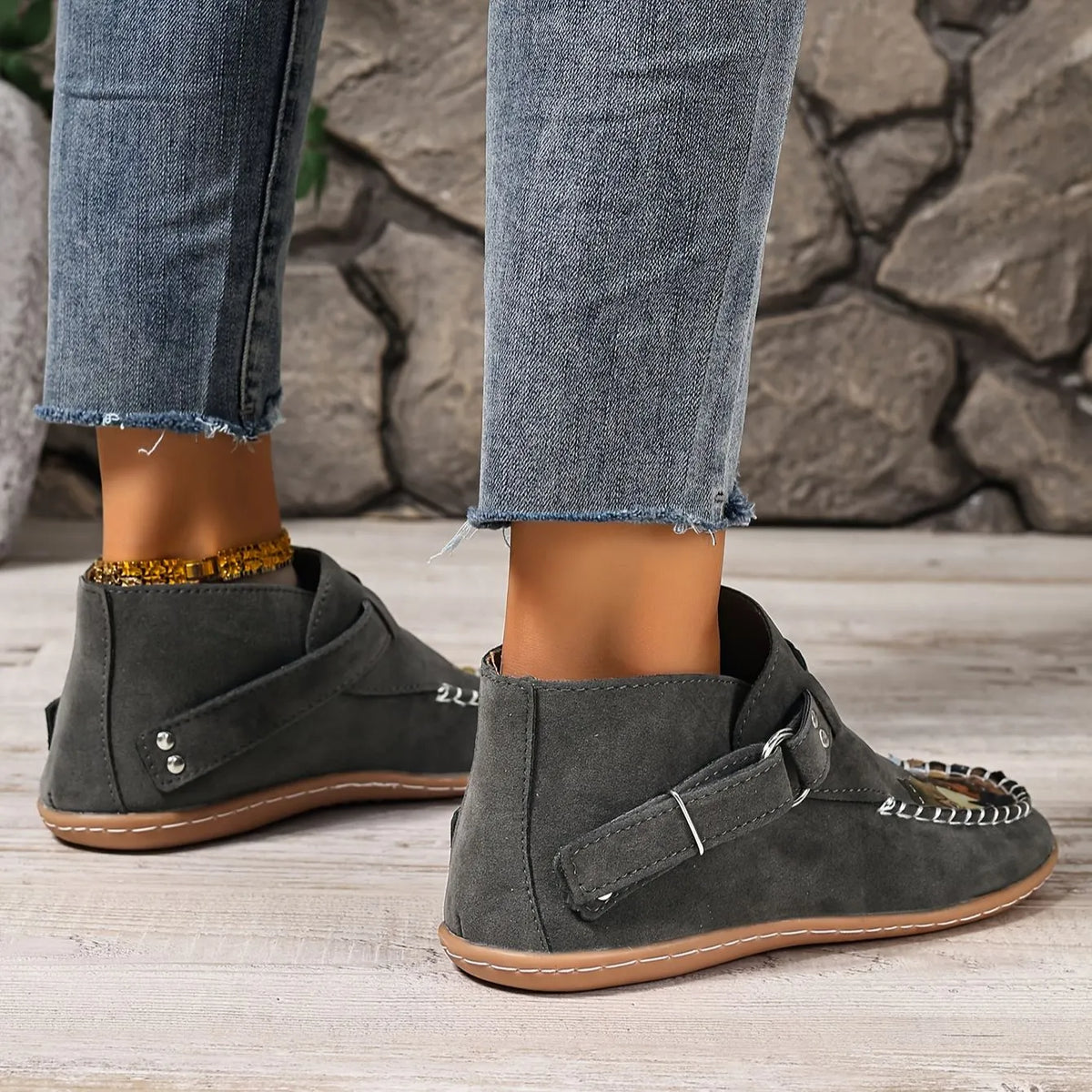 Botines bajos para mujer con estampado de gatos y tira lateral