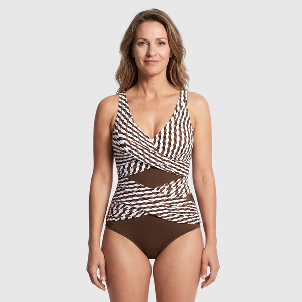 Traje de baño mujer elegante con efecto moldeador