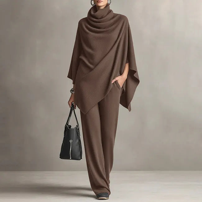 Conjunto elegante de capa drapeada y pantalón ancho para mujer