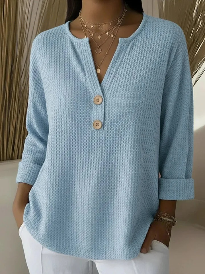 Lucía - Camiseta Henley Gofrada con Botones